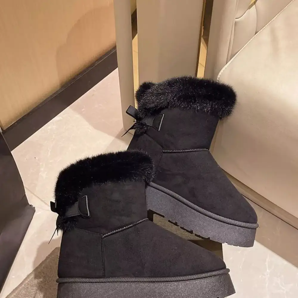 Refined Round Toe Fuzzy Boots
