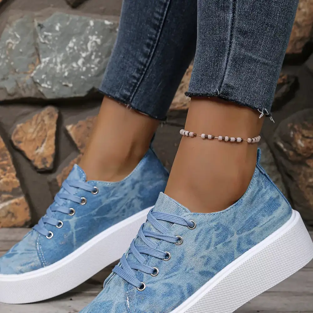 Classic Round Toe Platform Sneakers