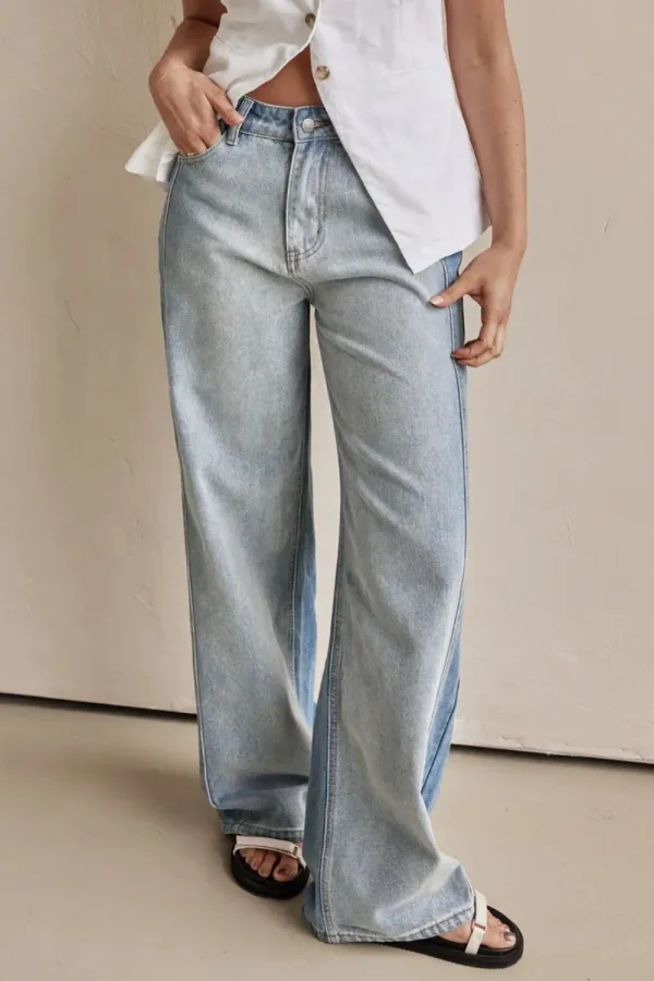 Polished Washed Pocketed Stretch Straight Leg Jeans