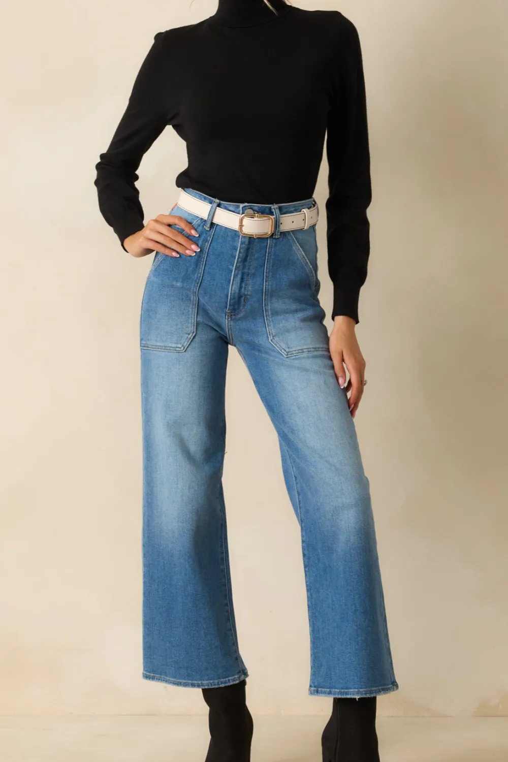 Amazing Medium Wash Wide Leg Jeans
