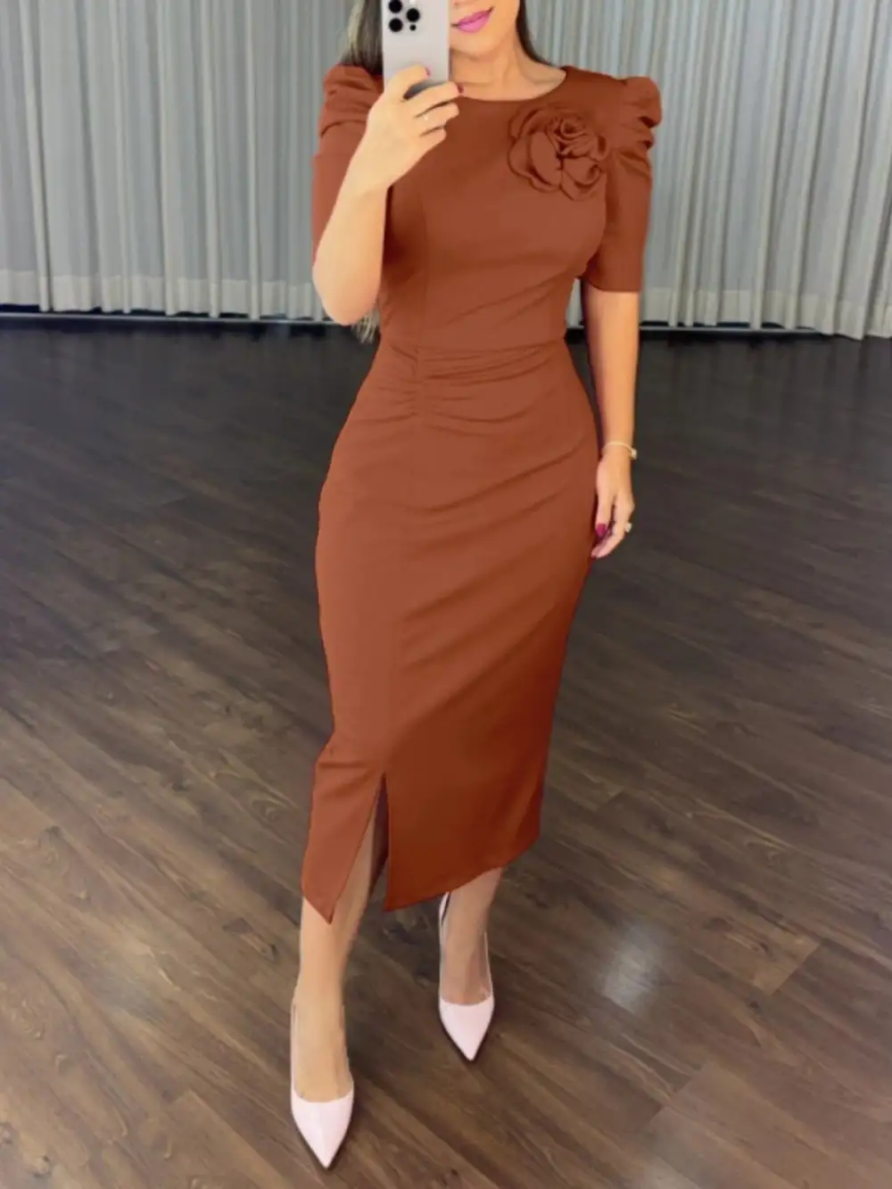 Floral Ruched Short Sleeve Midi Dress
