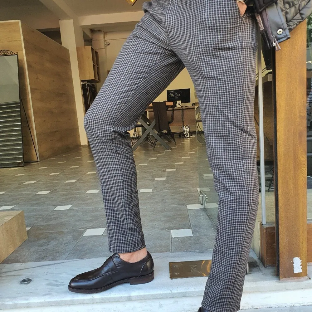 Streamlined Slim Fit Plaid Tailored Trousers