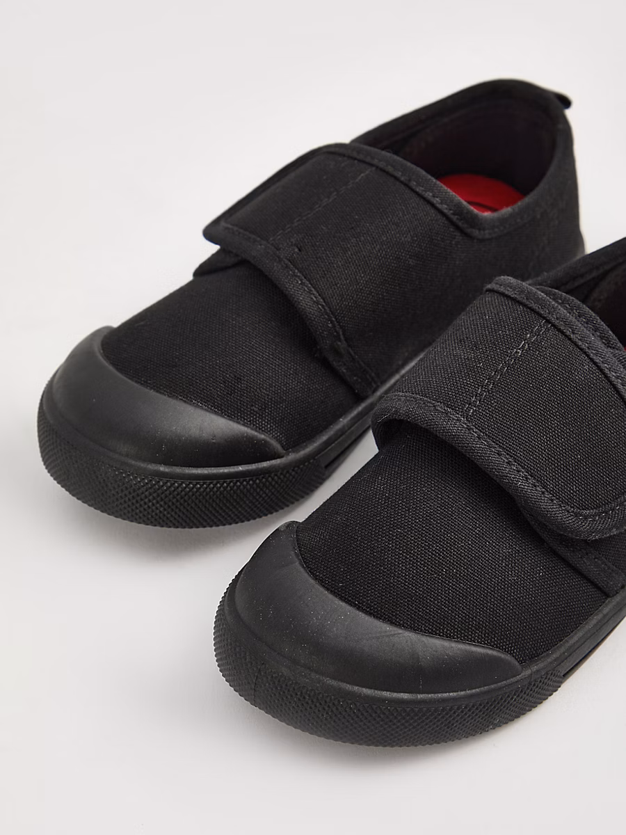 Black Wrap Strap Plimsoll detail 1