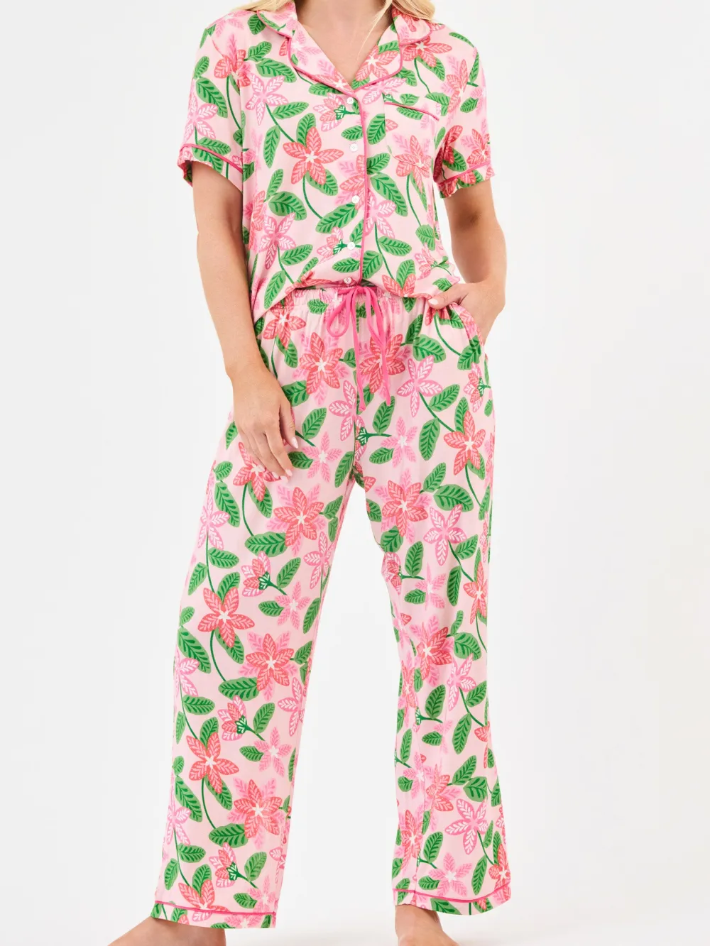 Many Flowers Comfortable Everyday Pajama Set