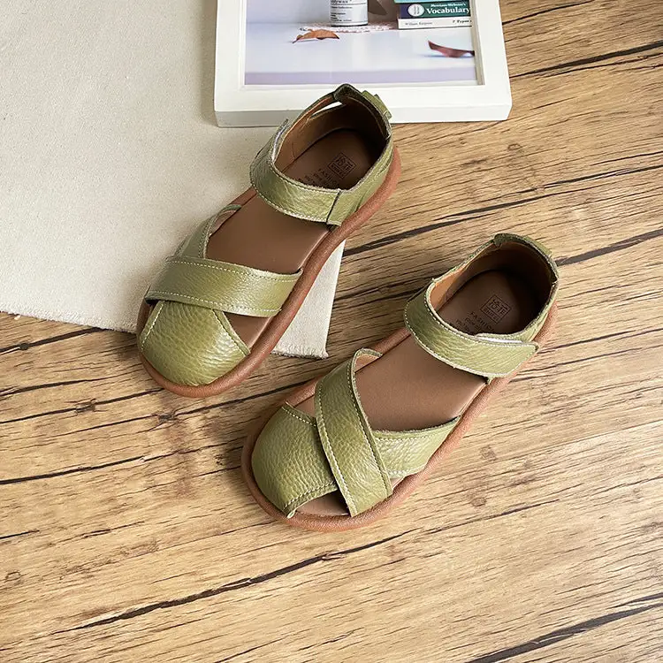 Light Base Flat Sandals