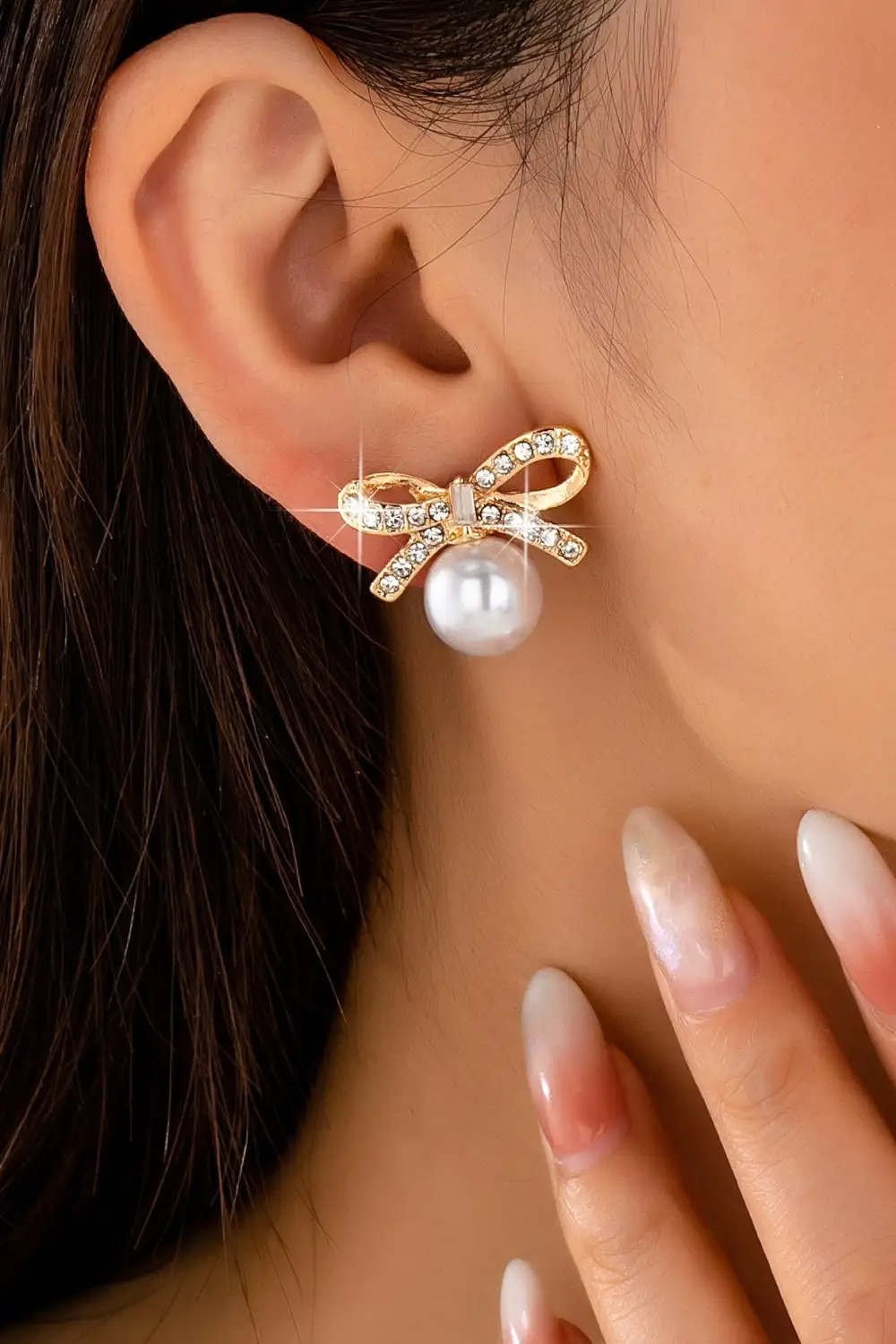 Pearl And Crystal Bow Stud