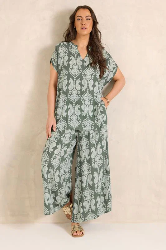 Green Abstract Notch Neck Blouse detail 2