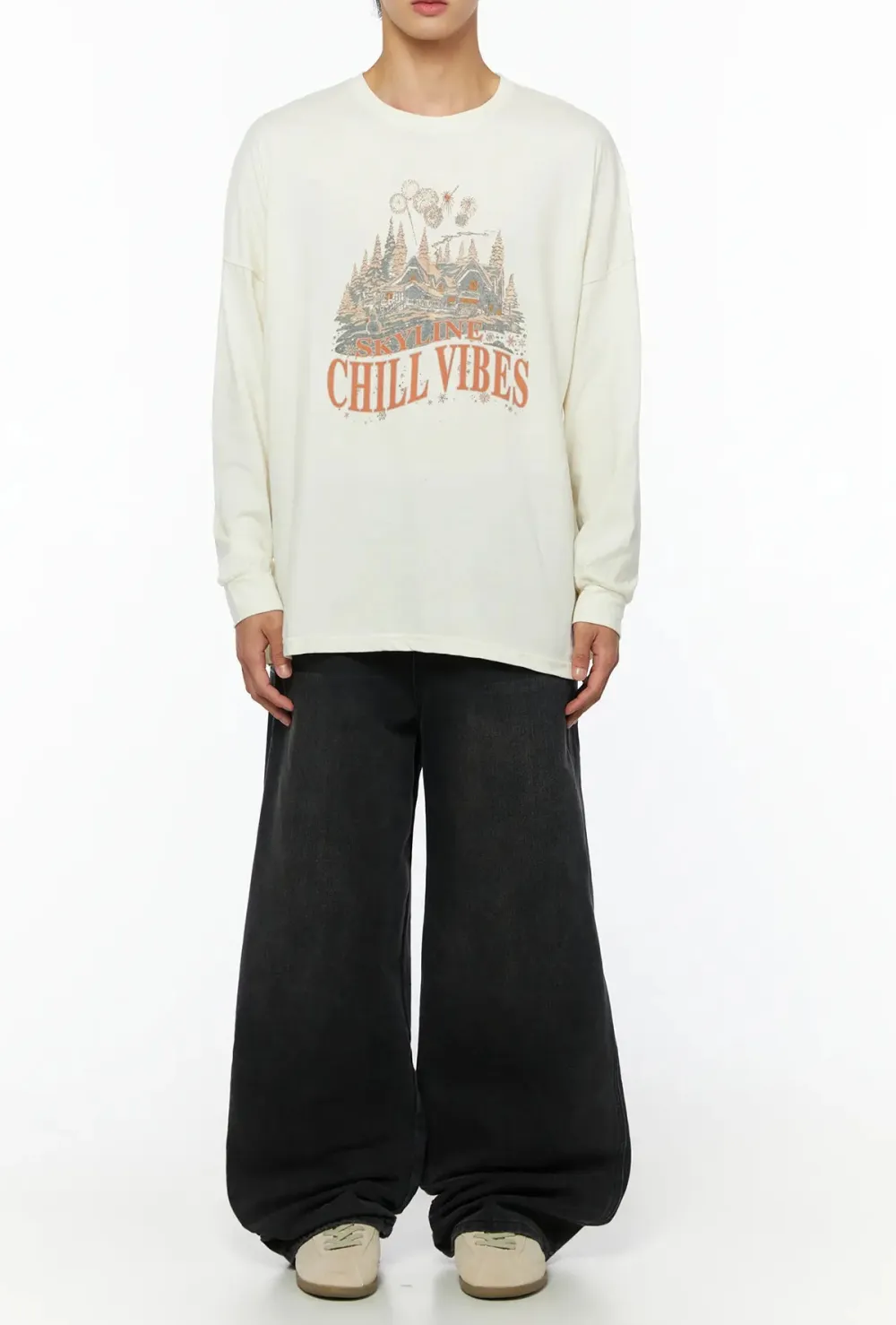 Men's Loose-Fit Graphic Long Sleeve Tee