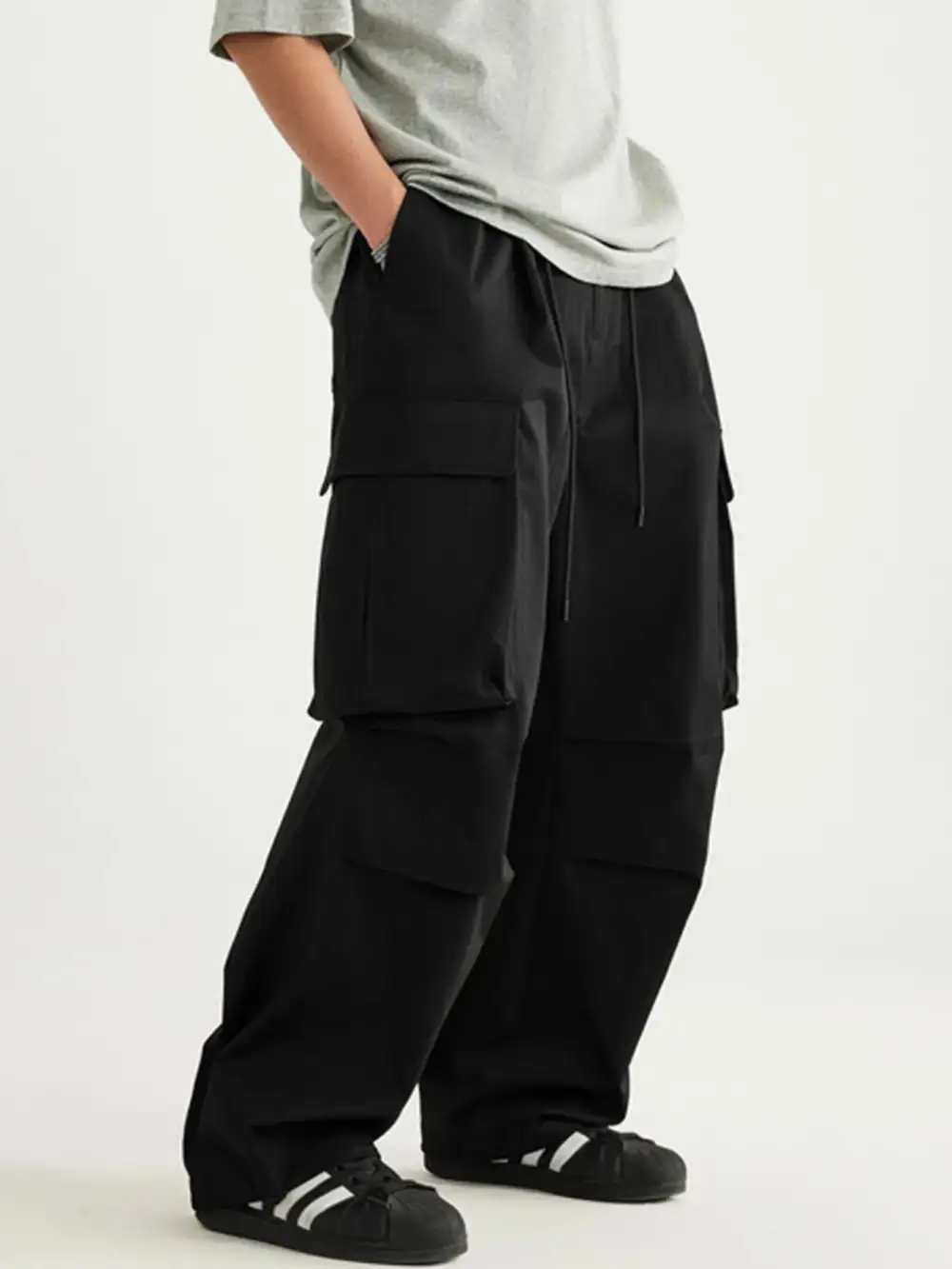 Relaxed Fit Cargo Pants