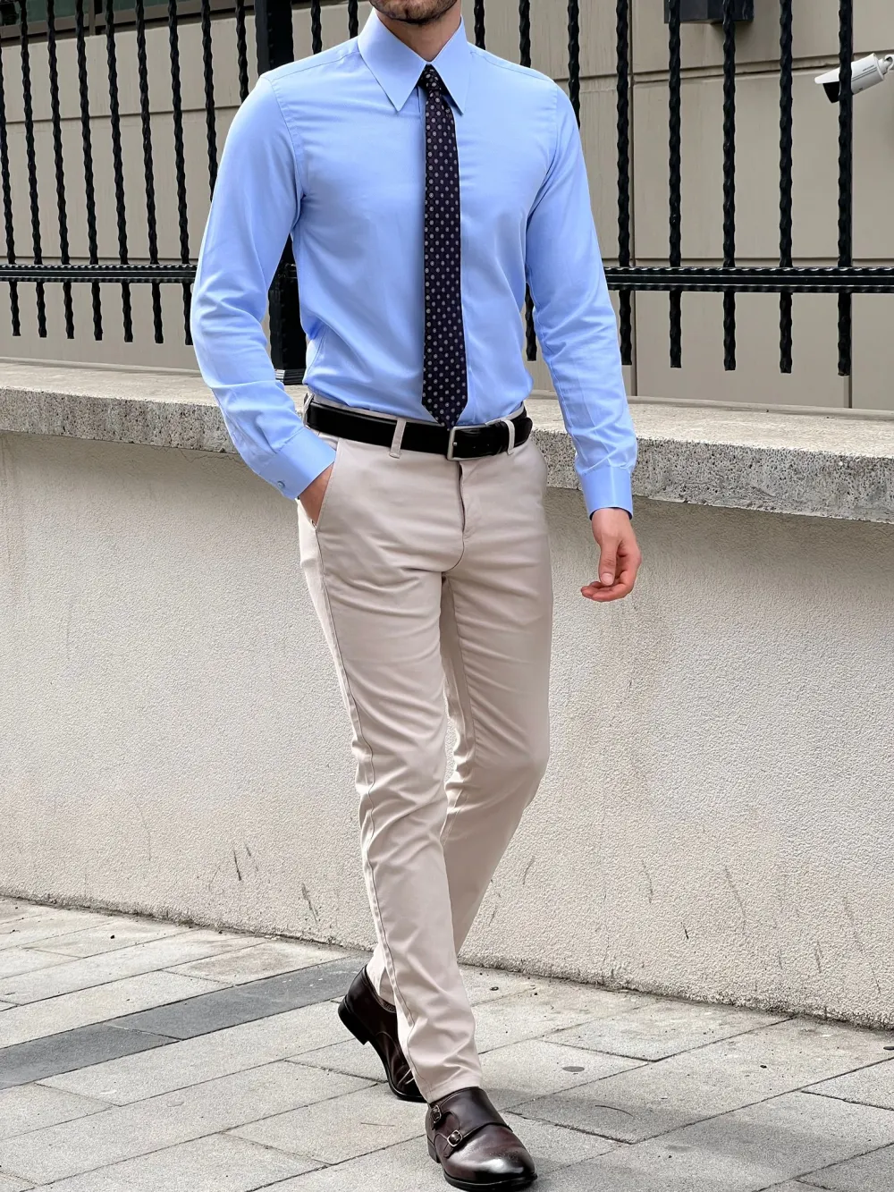 Modern Point Collar Slim Fit Cotton Casual Shirt
