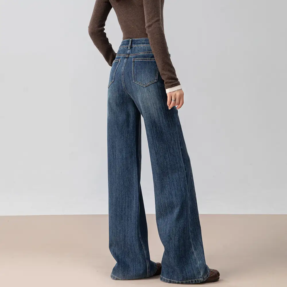 Relaxed Vintage Flared Jeans