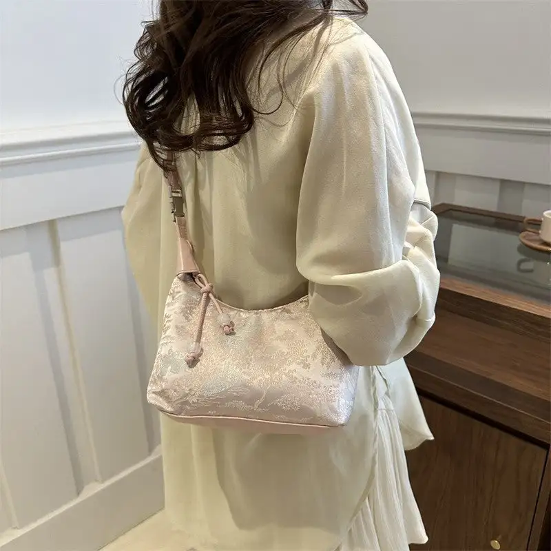 Flap Minimal Crossbody Bag