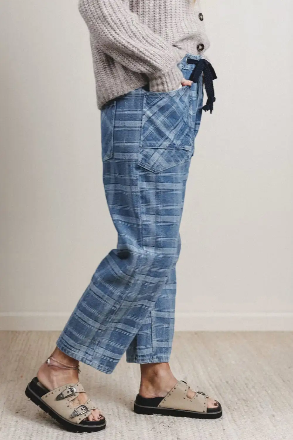 Women's Plaid Denim Grommet Drawstring Waist Ankle Length Jeans