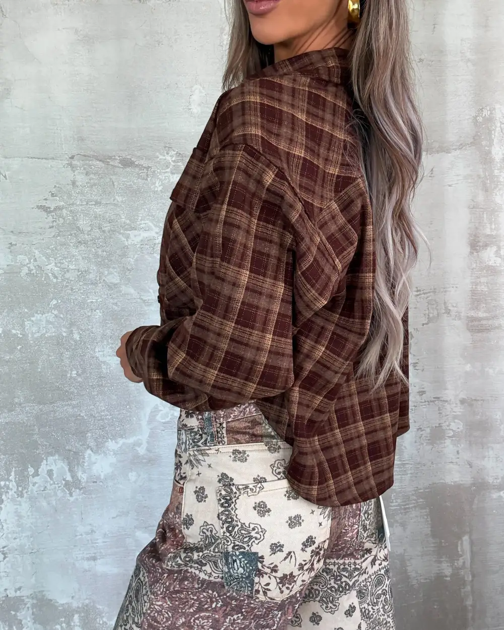 Relaxed-Fit Plaid Button-Up Shirt