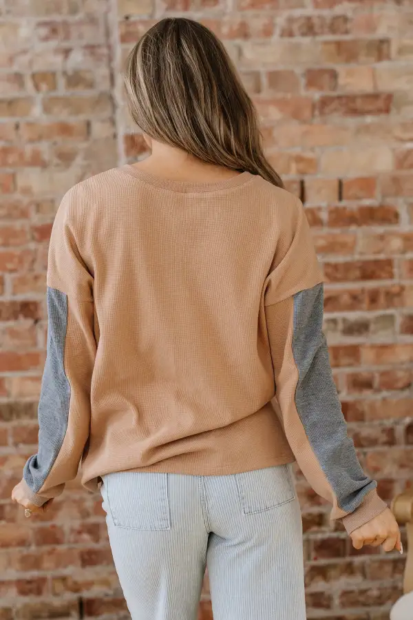 Women's Colorblock Textured Knit Henley Neck Top