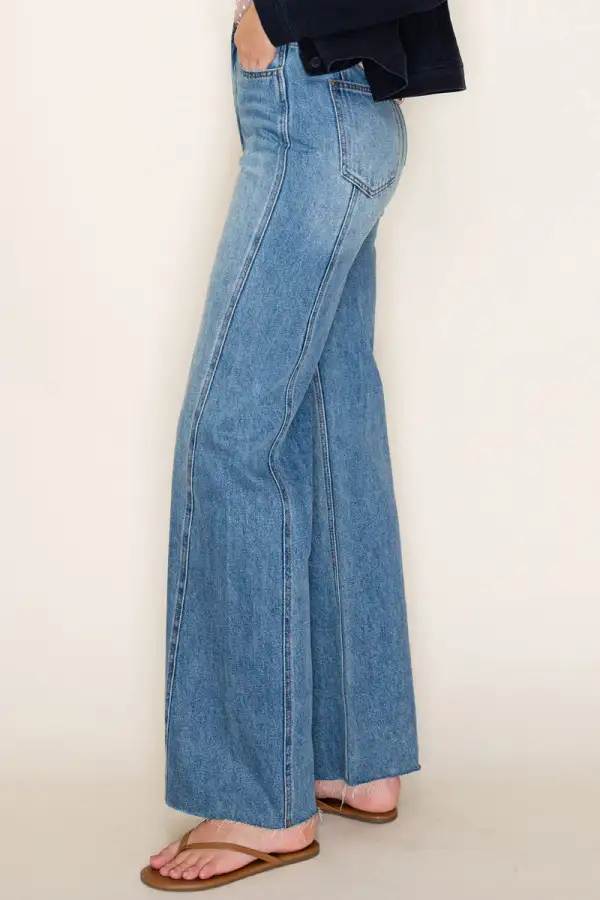 Women's High Rise Cutoff Hem Side Seam Wide Leg Rigid Denim Jeans