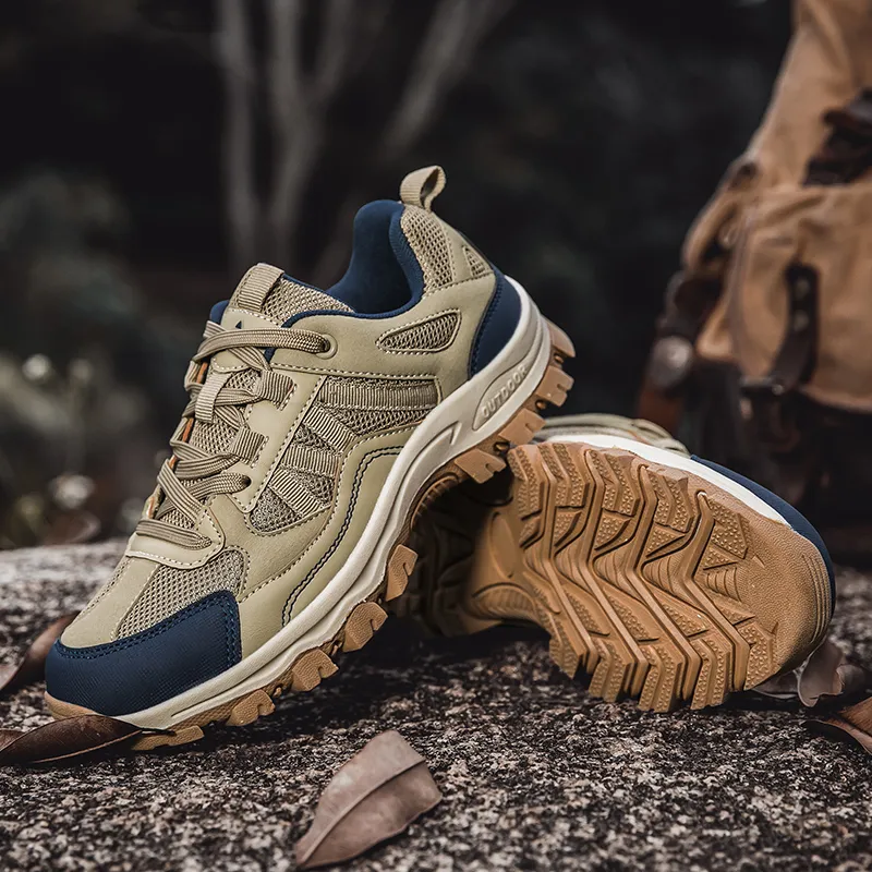 Men's Lightweight Wide Toe Trail Shoes