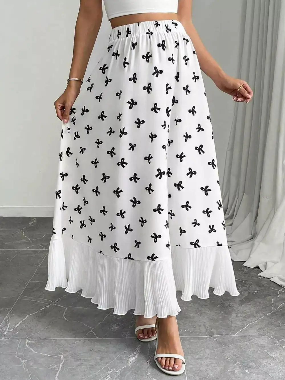 Bow Print Ruffle Hem Flowy Maxi Skirt