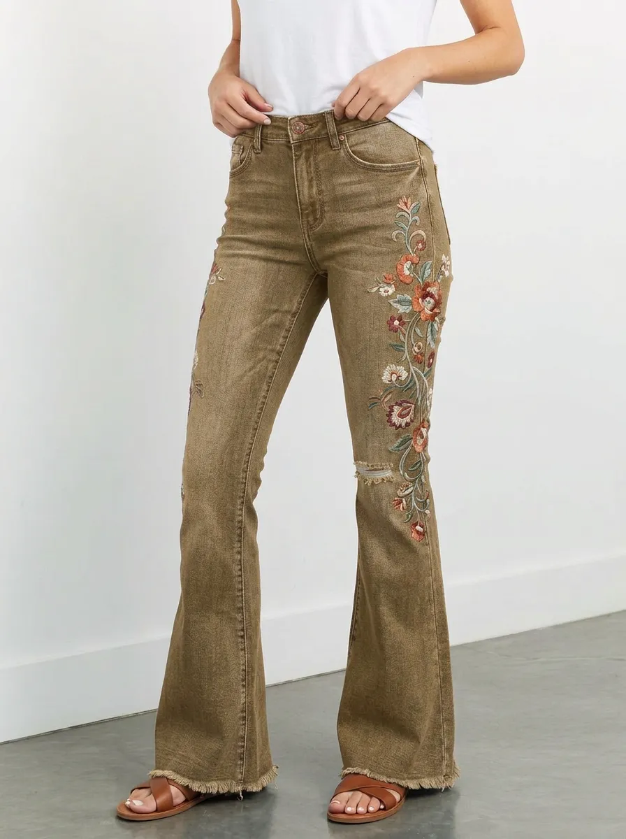 Women's Medium Wash Floral Embroidery Side Embroidery Flare Jeans