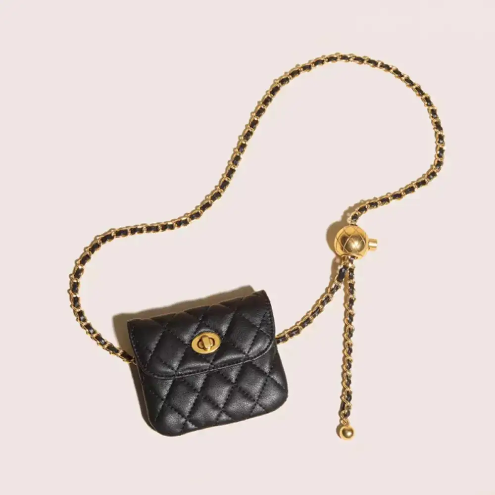 Glamorous Edge: Leather Gold-Chain Casual Handbag