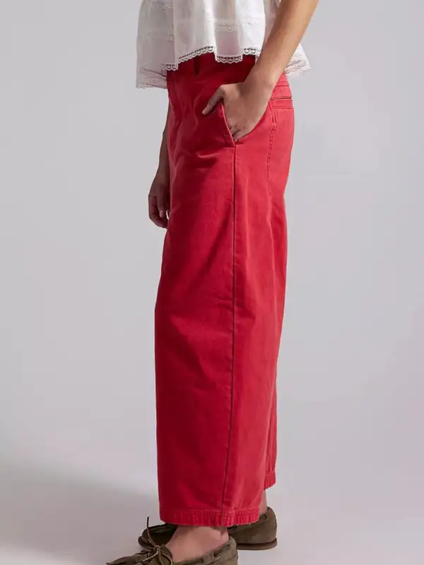 Wide-Leg Cropped Jeans
