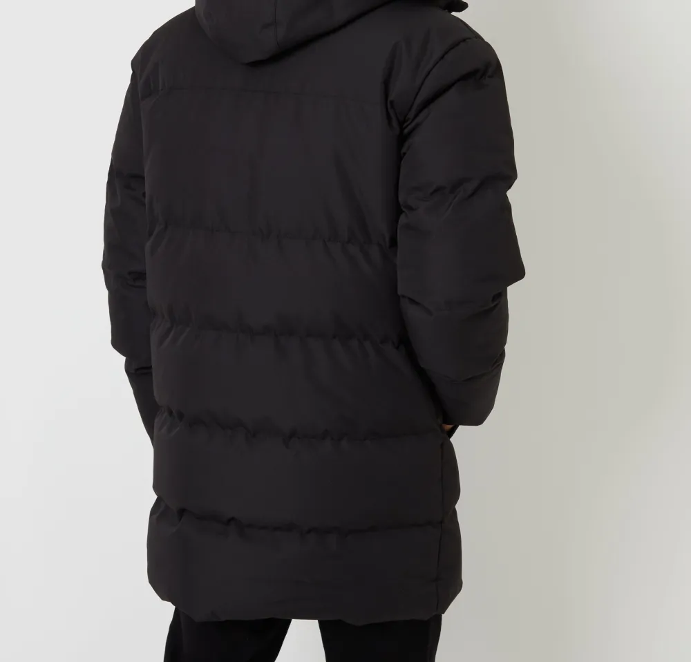 Men's Black Water-Resistant Longline Quilted Parka