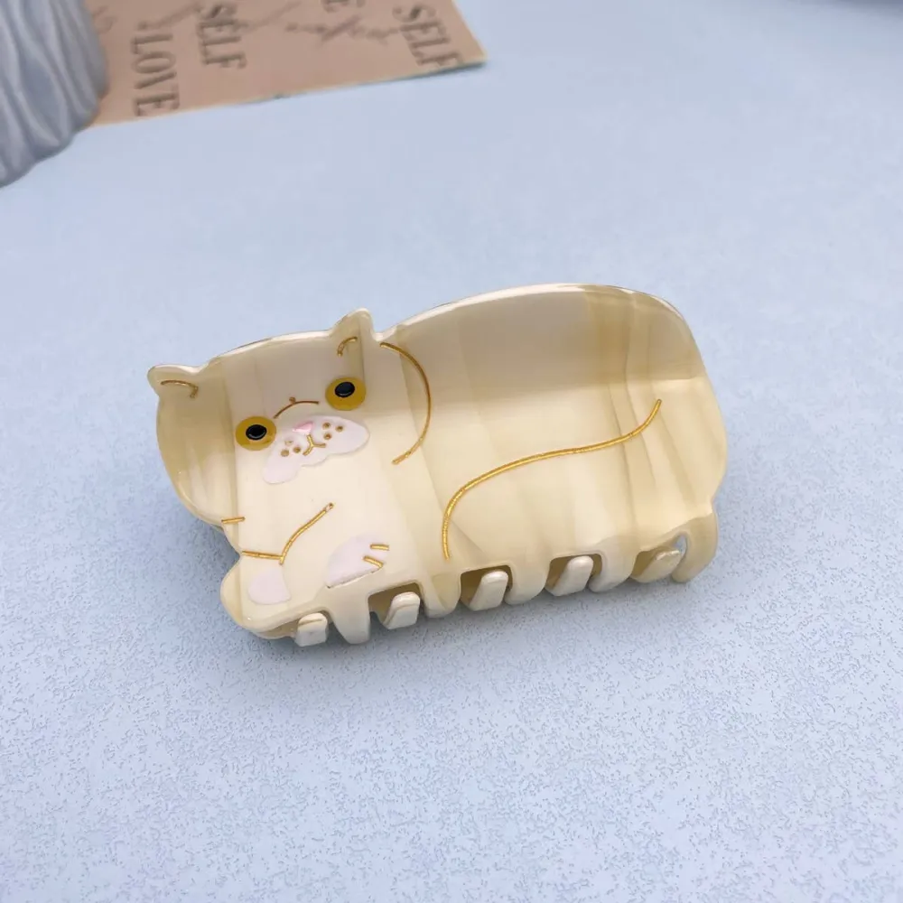 Playful Cat Pattern Hair Claw