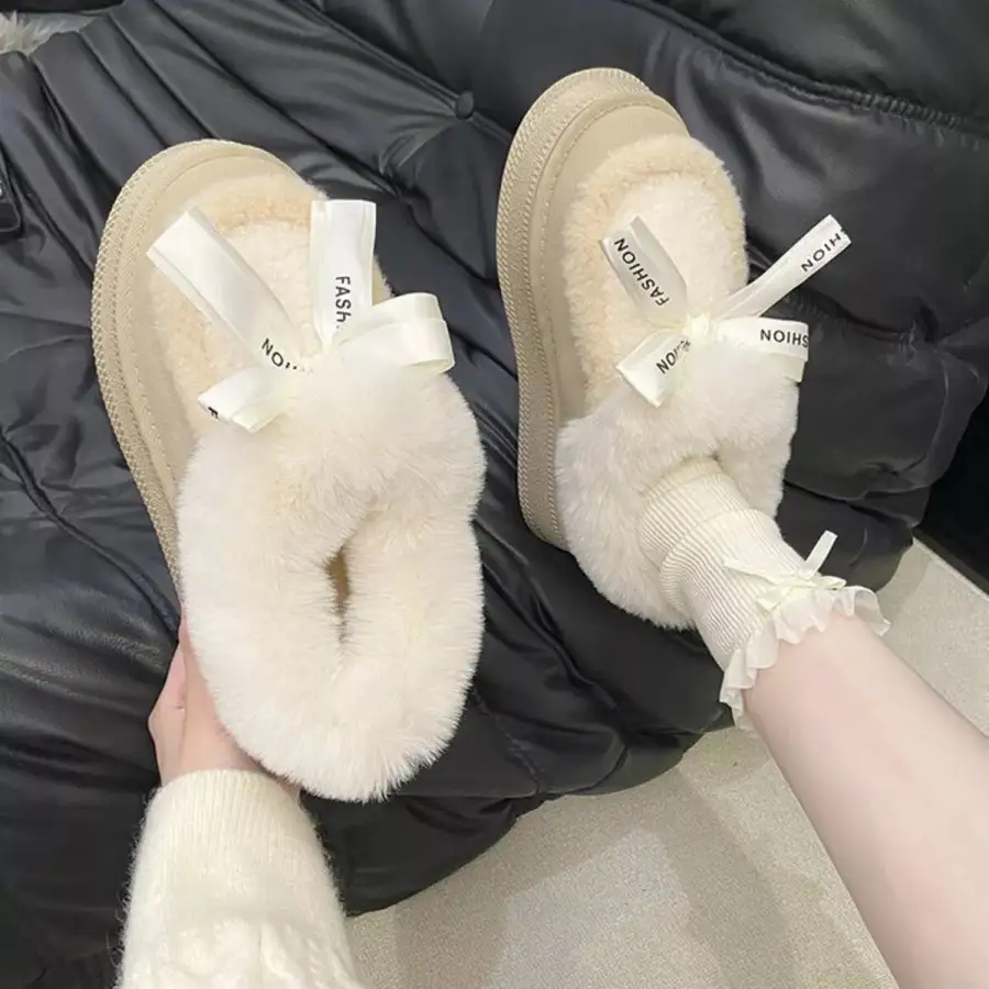 Chic Round Toe Platform Boots