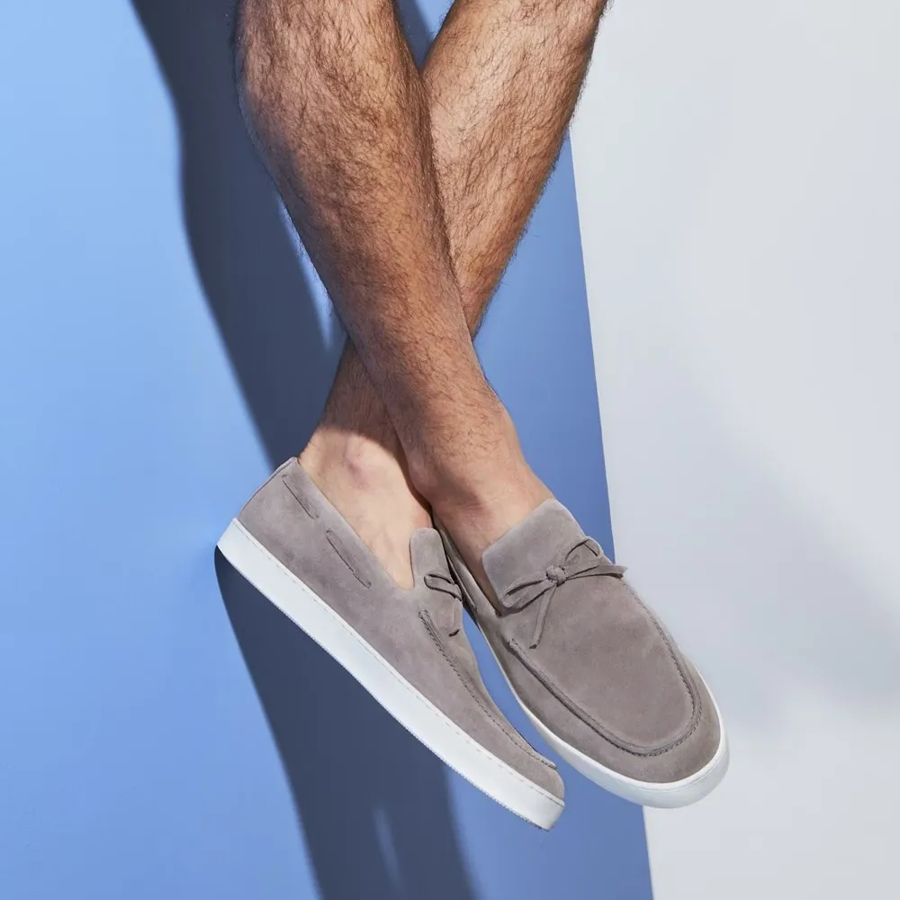 Molded Outsoles Lace-up Sneaker