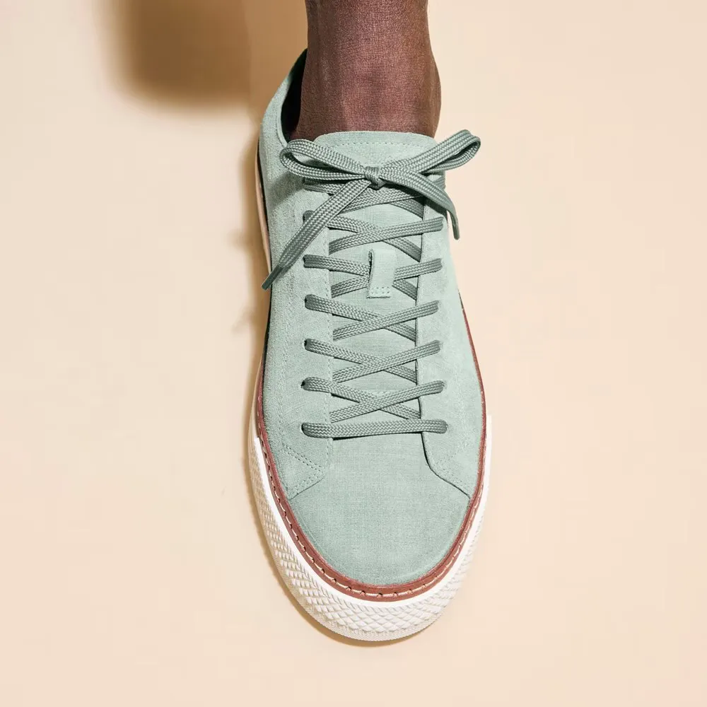 Relaxed Fit Casual Style Pull-On Sneaker