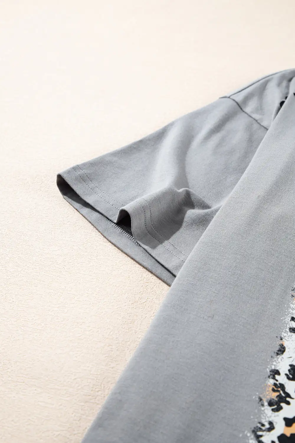 Medium Grey Stars Leopard Graphic