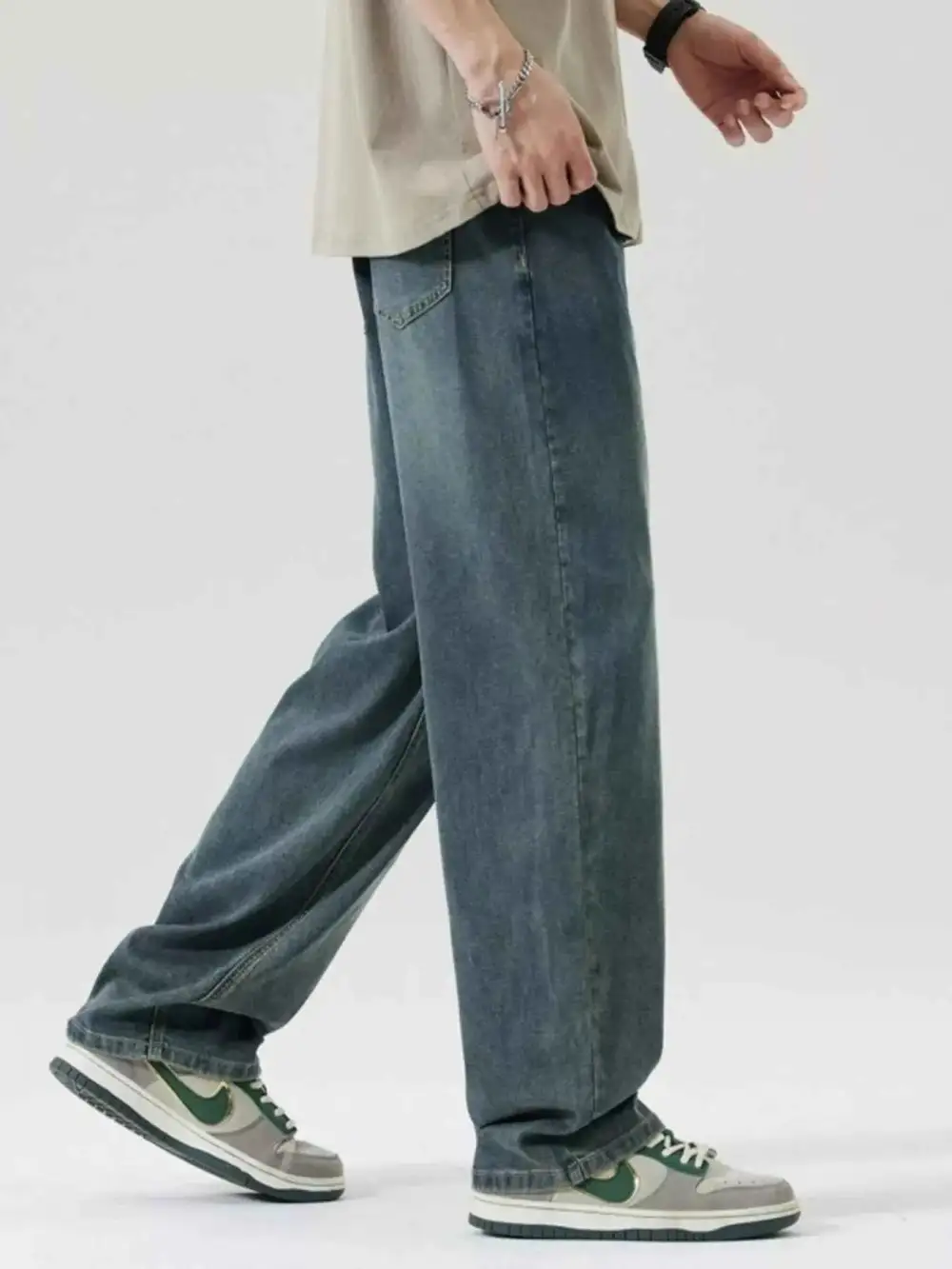 Everyday Wide Leg Relaxed Fit Jeans