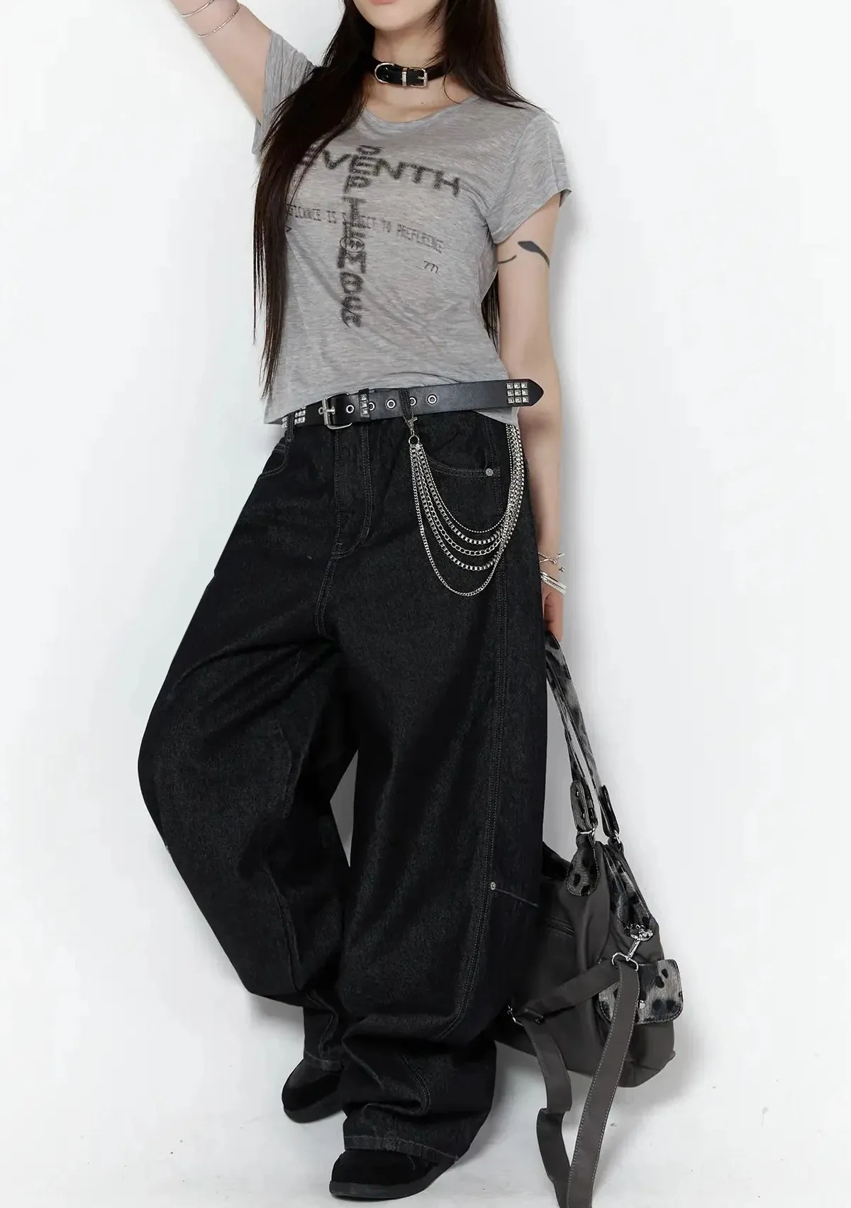Rivet Wide Balloon Jeans