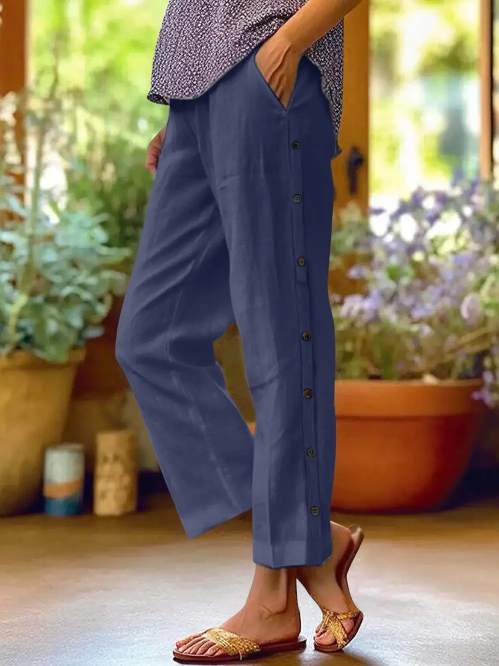 Wide Leg Button Detail Pocketed Pants