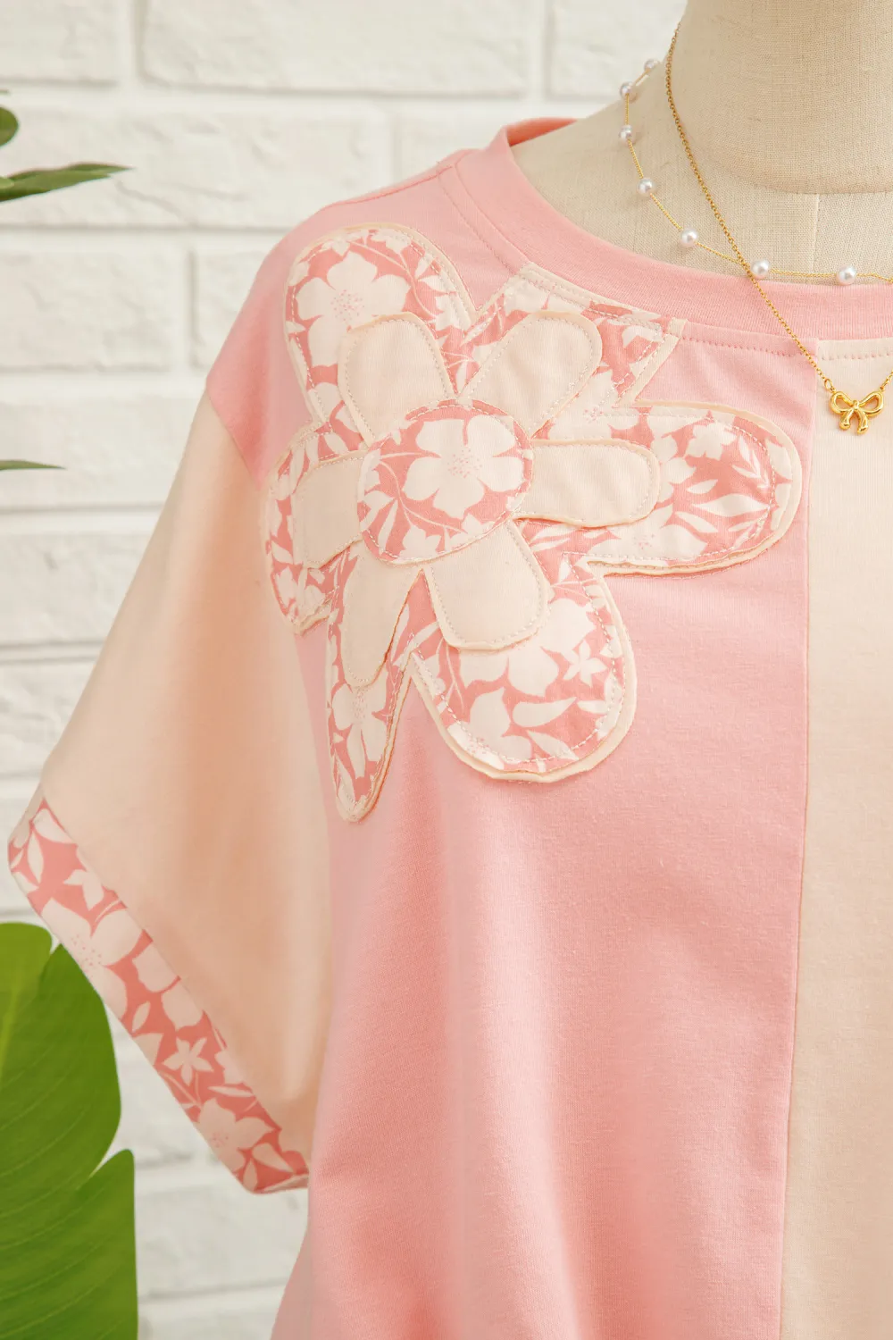Apricot Block Flower Patched Loose Tee