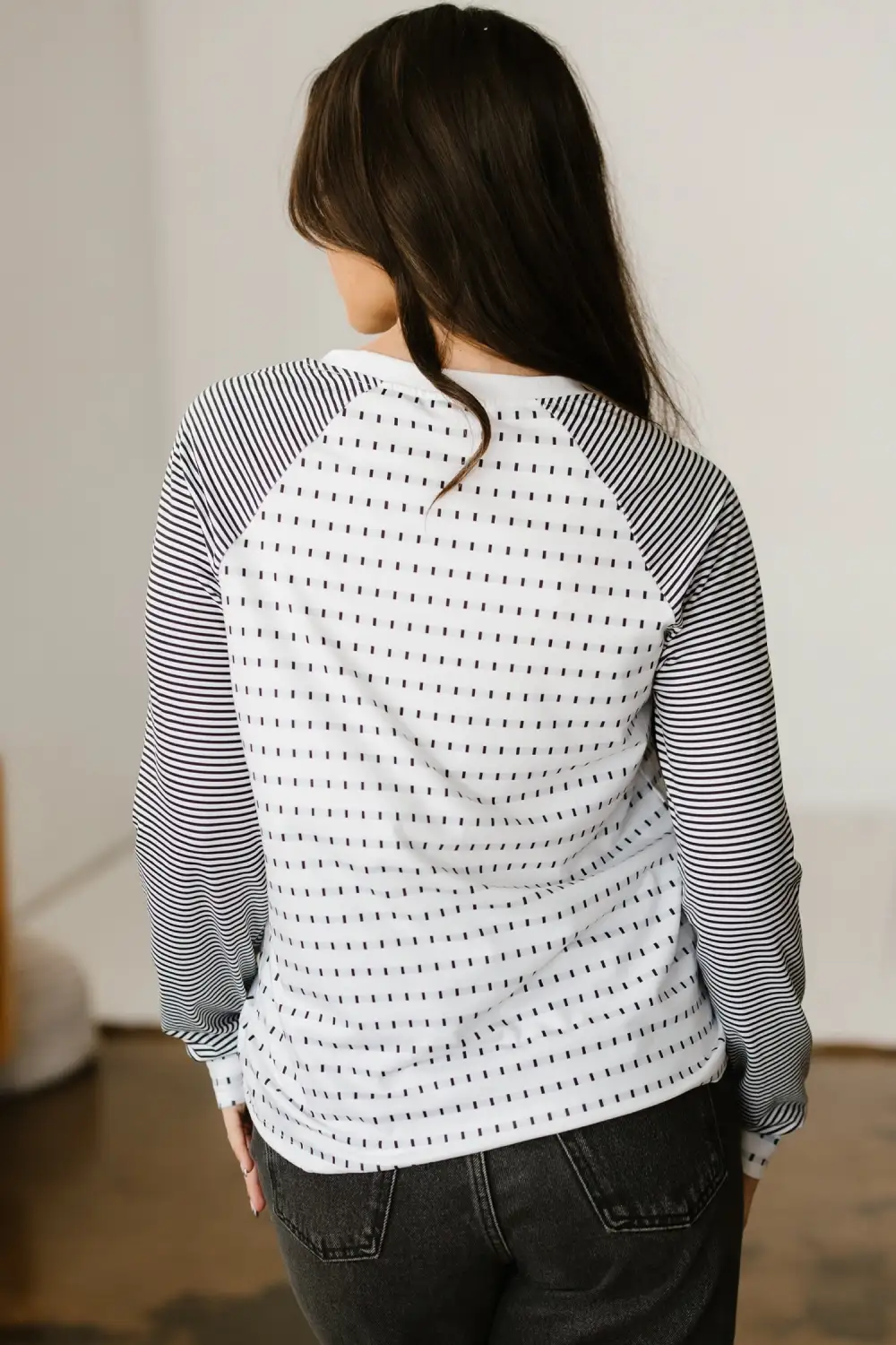 Women's Striped Long Sleeve Raglan Sleeve T-Shirt
