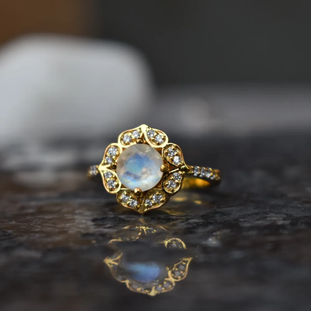 Charm Moonstone Ring