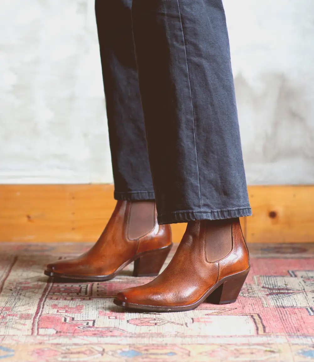 Chelsea Square Toe Leather Refined Ankle Boots