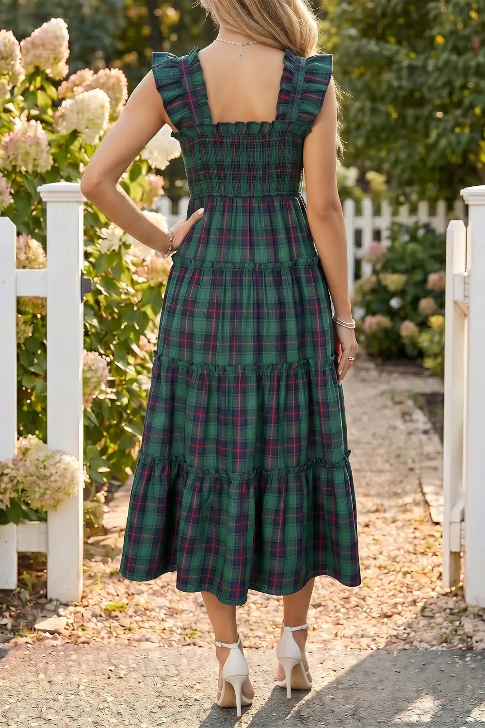 Women's Plaid Sleeveless Shirred Ruffled Midi Dress