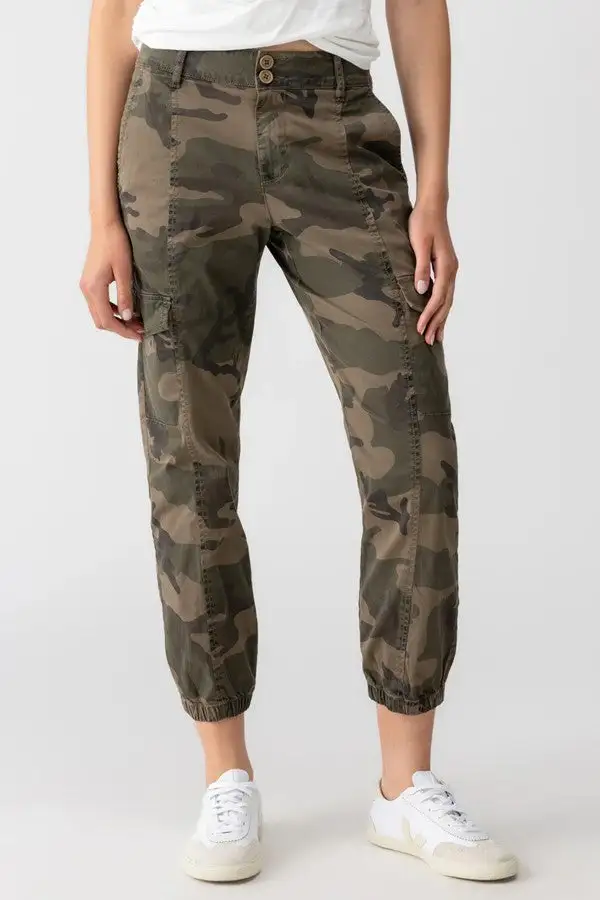 Women's Camo Print Cargo Jogger Pants