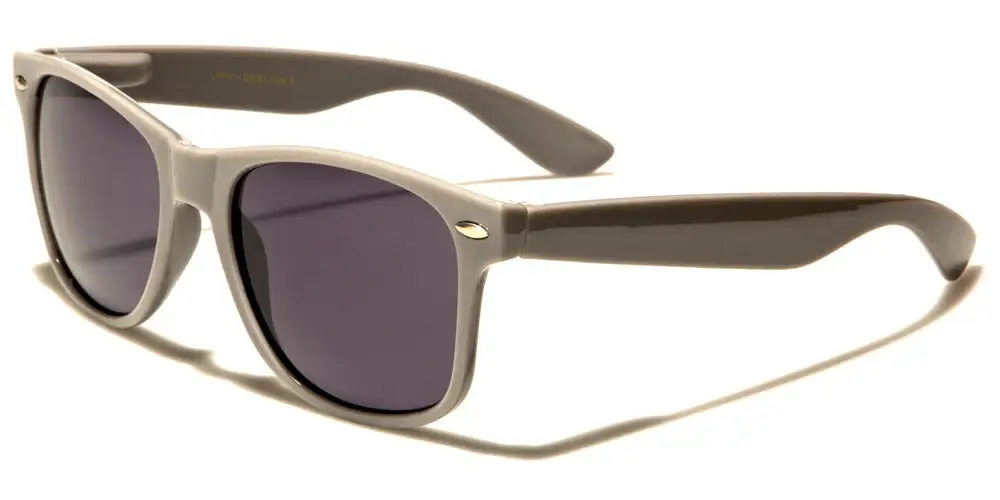 Classic Unisex Fashion Sunglasses