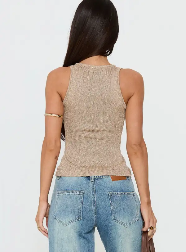 Scoop Neck Tank Top
