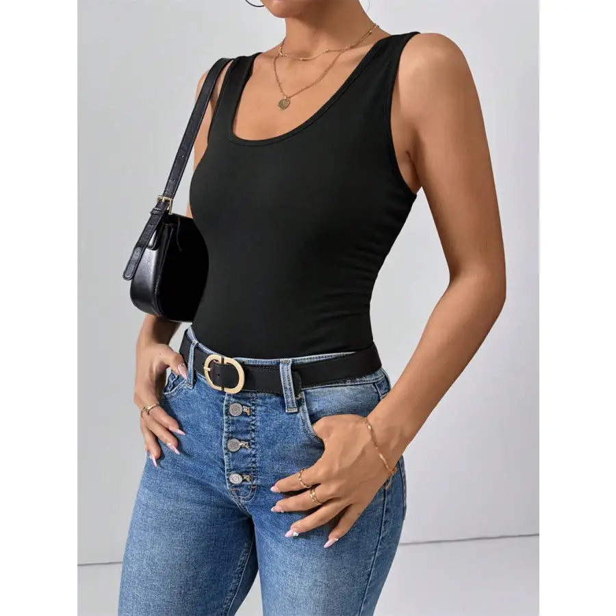 Relaxed Scoop Neck Wide Strap Tank