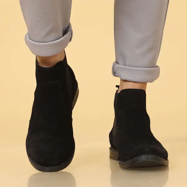 Men's Country Inspired Leather Chelsea Boots