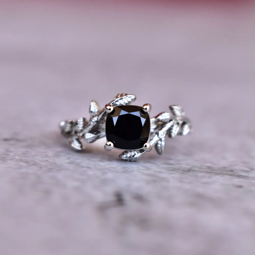 Leaf Onyx Ring