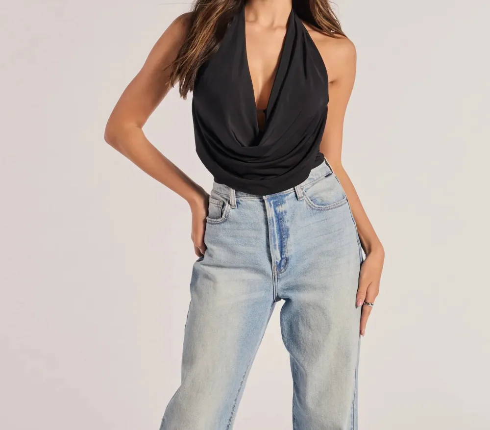 Halter Sleeveless Cropped Top