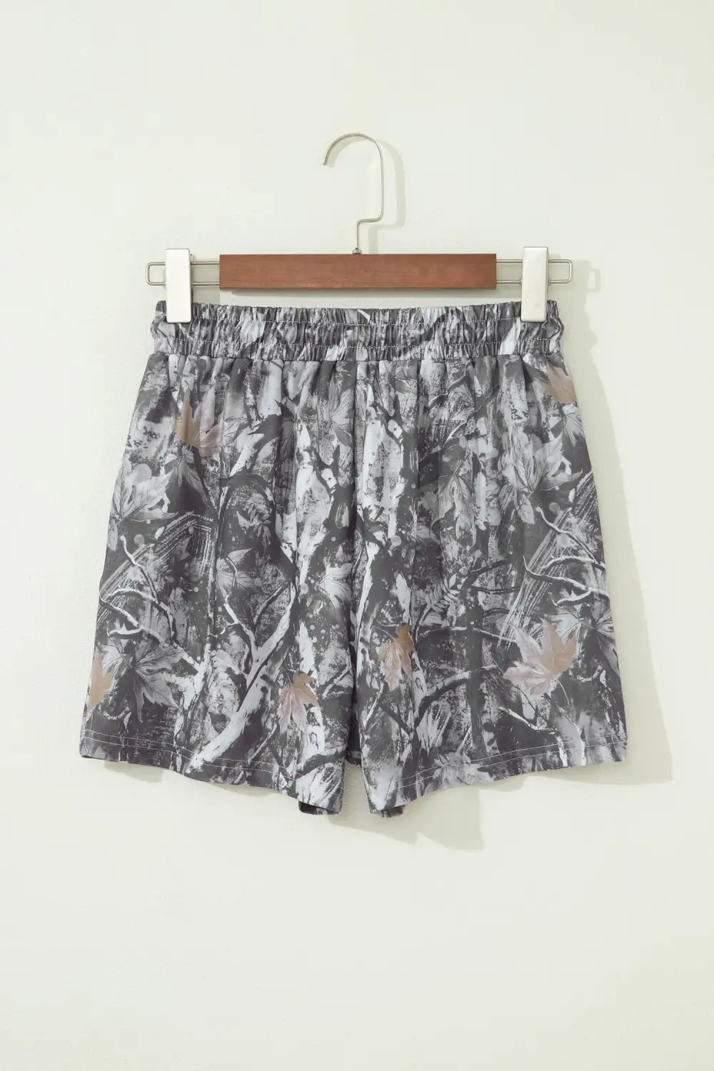 Drawstring Elastic-Waist Camouflage Casual Shorts