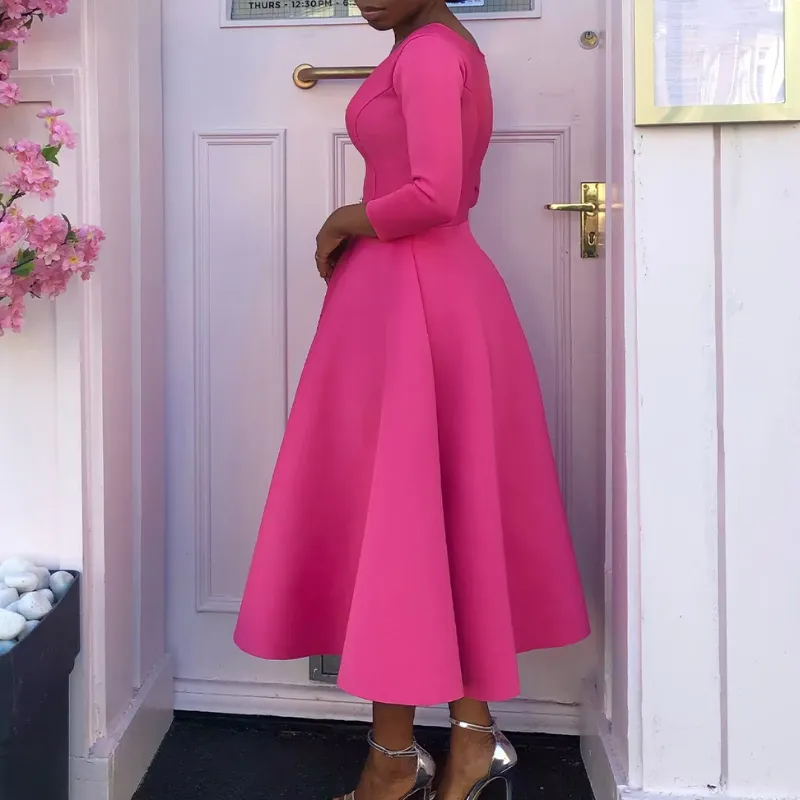  Line Midi Dress
