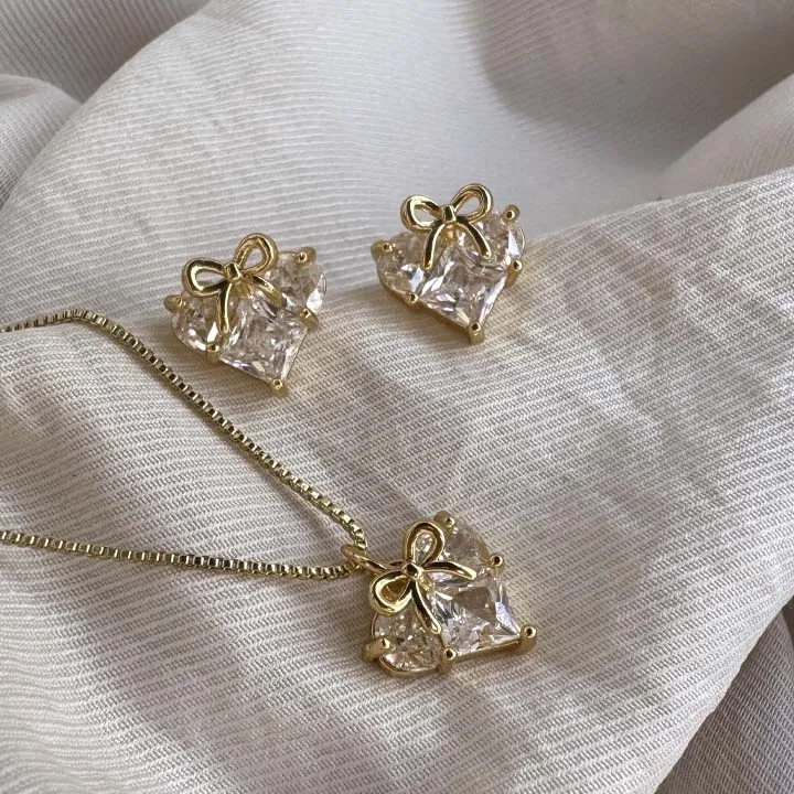 Delicate Diamond Necklace
