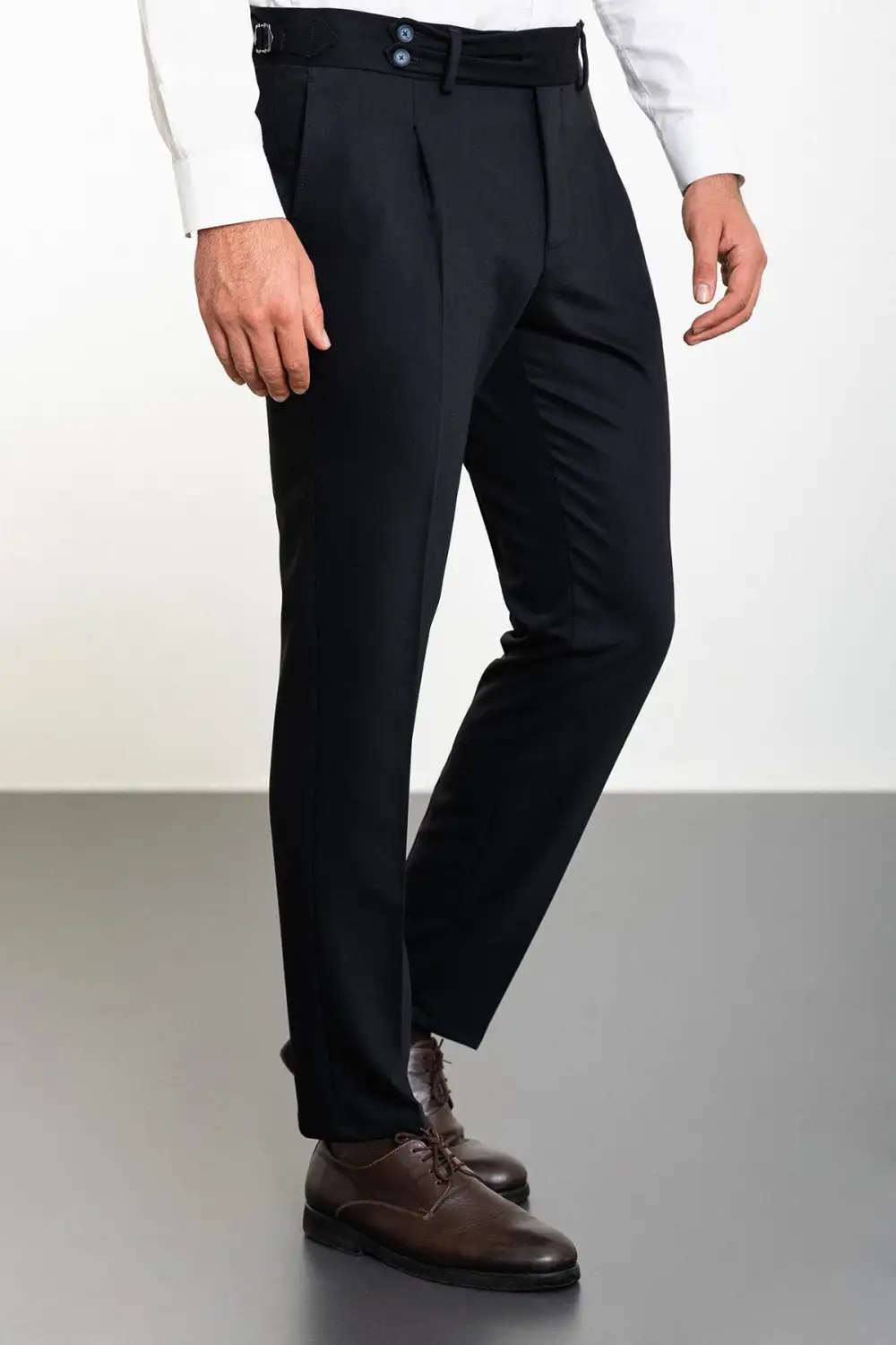 Modern Straight Slim Fit Belt Detail Side Pocket Pleated Tailored Trousers